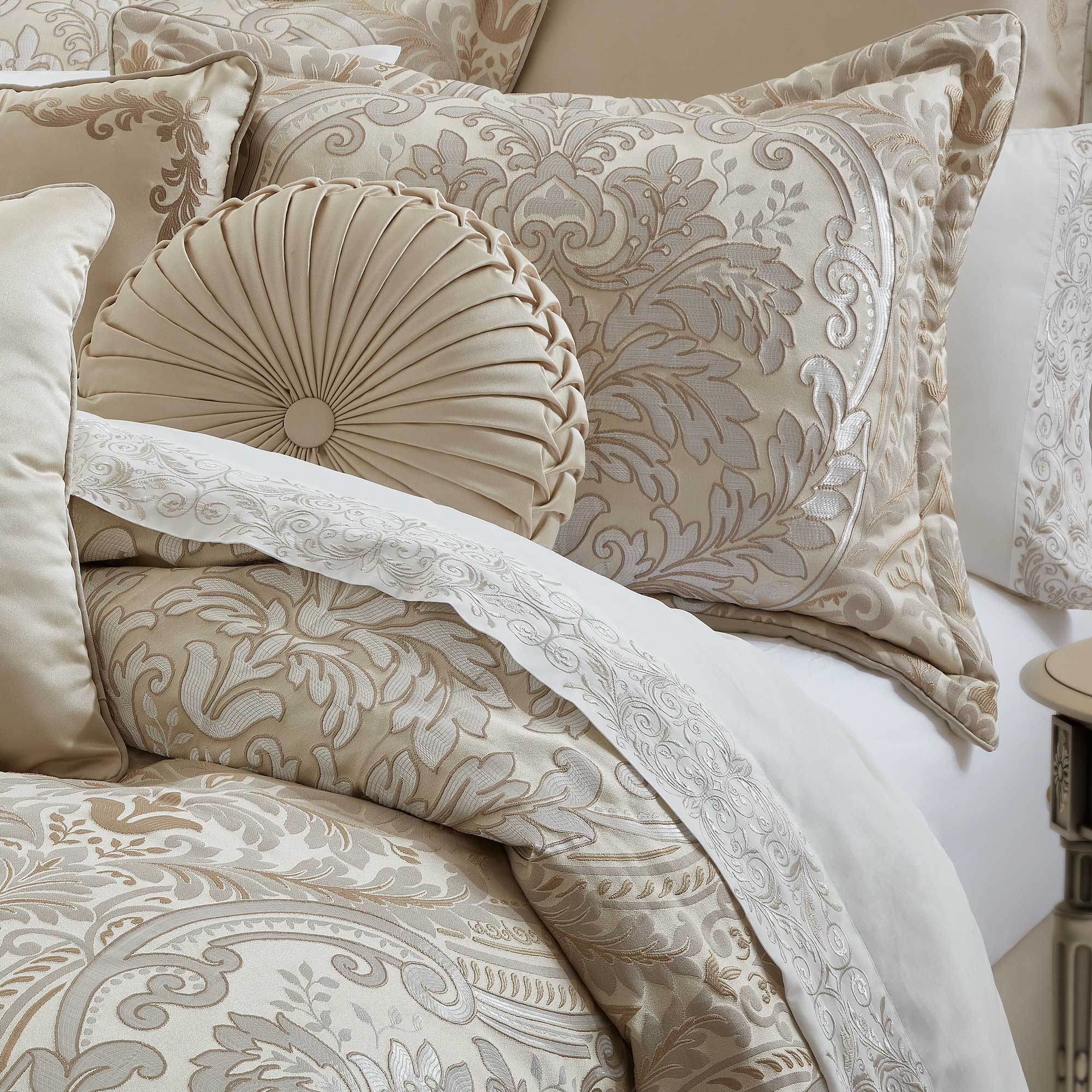 belgium-king-4-piece-comforter-set-champagne-3