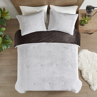 Madison Park Sawyer Faux Fur to Mink Down Alternative Comforter Set in Ivory, King / Cal King MP10-8111