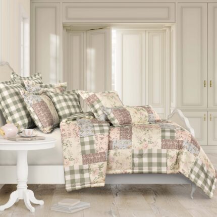 Eloise Comforter Set