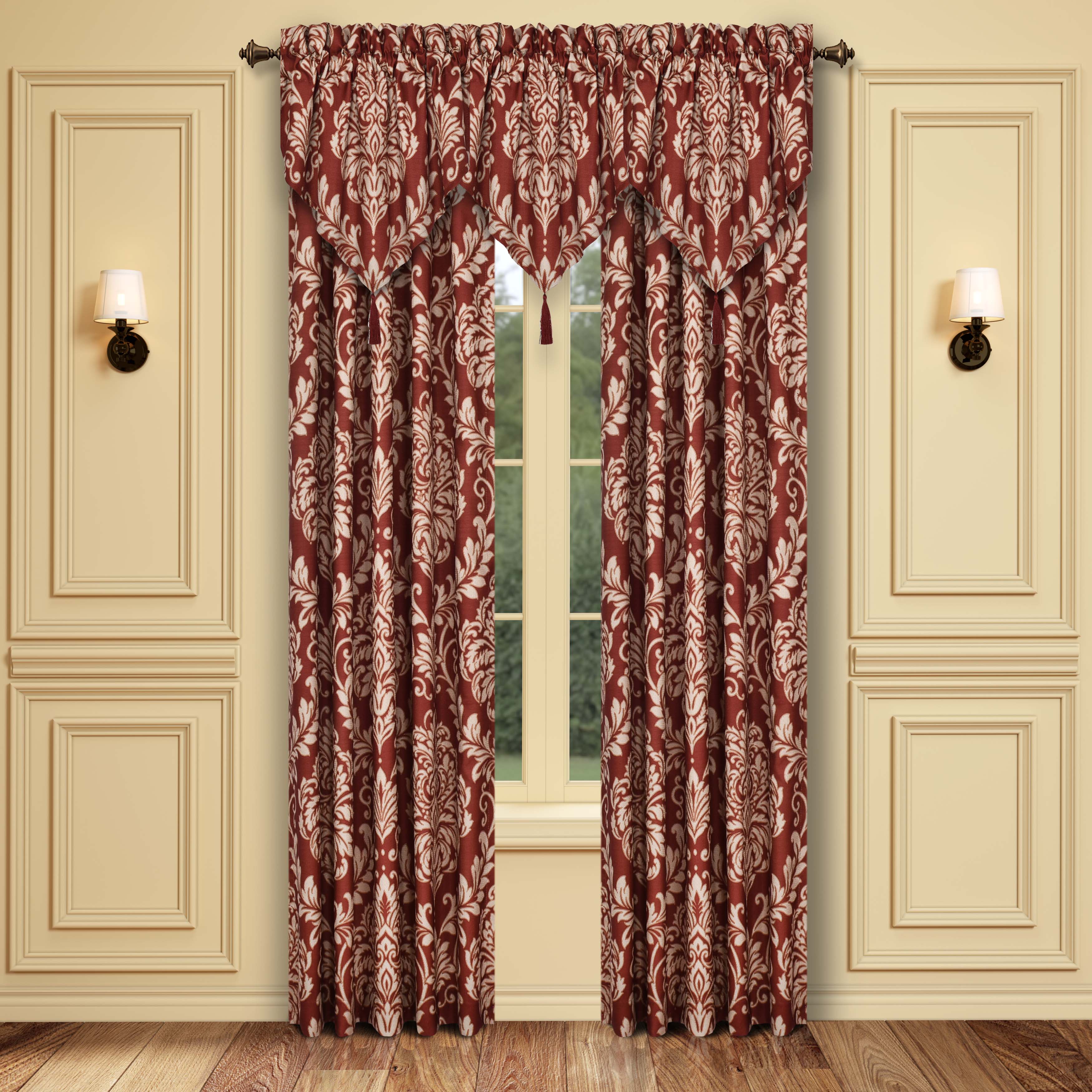 LaziaRedWindowPanelPair