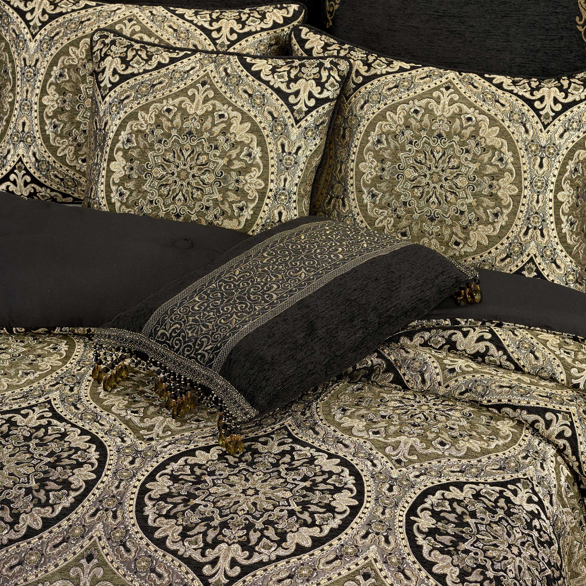 terra-boudoir-decorative-throw-pillow-black-2